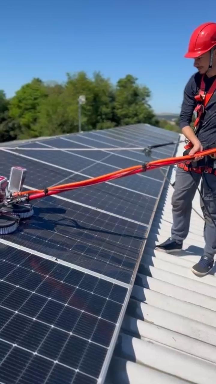 Limpeza de Placas Solares